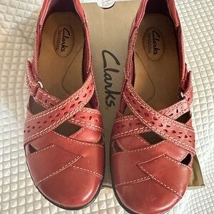 ♥️Clarks Ashland Spin Red Rouge